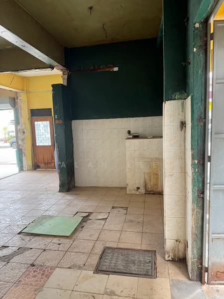 Shop for Rent in Taman Sri Gombak (Gombak) - Alan Lee - Interior - PropertyGuru.com.my