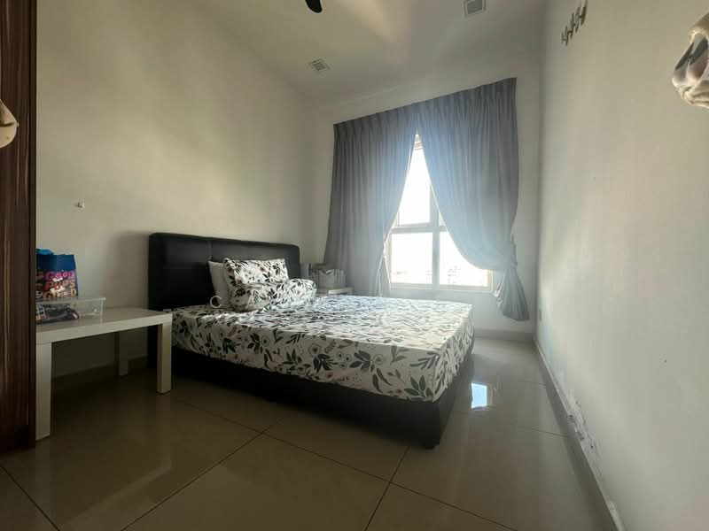 Service Residence for Sale at Seasons Amara Larkin - Casmin Eu - Bedroom - PropertyGuru.com.my