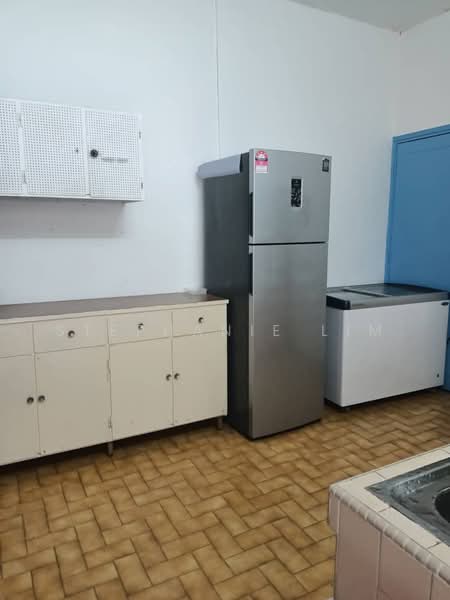 Semi-Detached House for Sale in Tanjung Bungah (Penang) - Stephanie Lim - Kitchen - PropertyGuru.com.my
