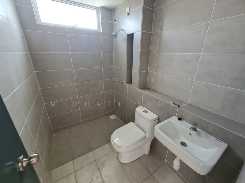 Terraced House for Rent in Rawang (Selangor) - Michael Siong - Bathroom - PropertyGuru.com.my