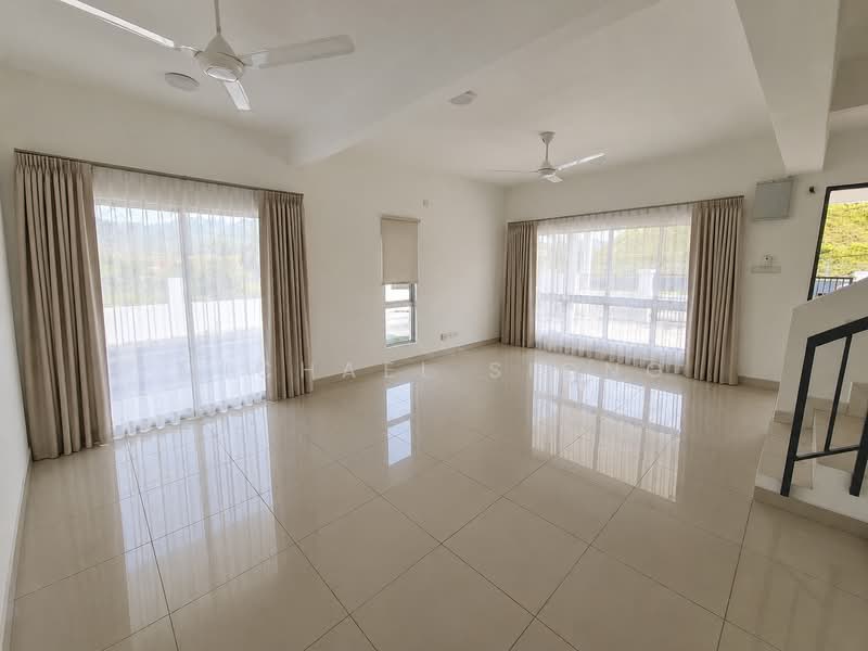 Terraced House for Rent in Rawang (Selangor) - Michael Siong - Living Room - PropertyGuru.com.my
