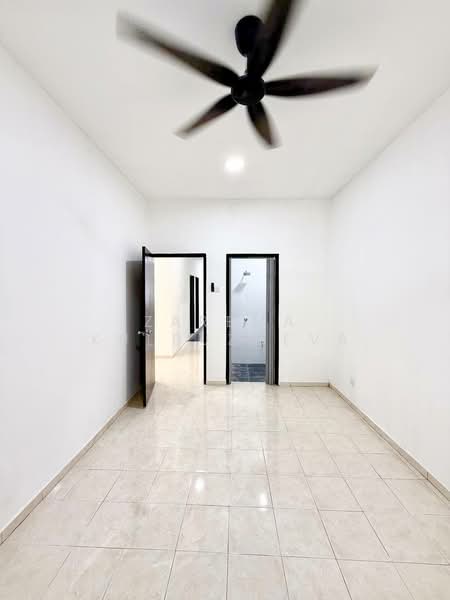 Rumah Teres 1 Tingkat untuk Dijual di Taman Nilai Perdana (Nilai) - Zarema Kulbuzheva - Interior - PropertyGuru.com.my