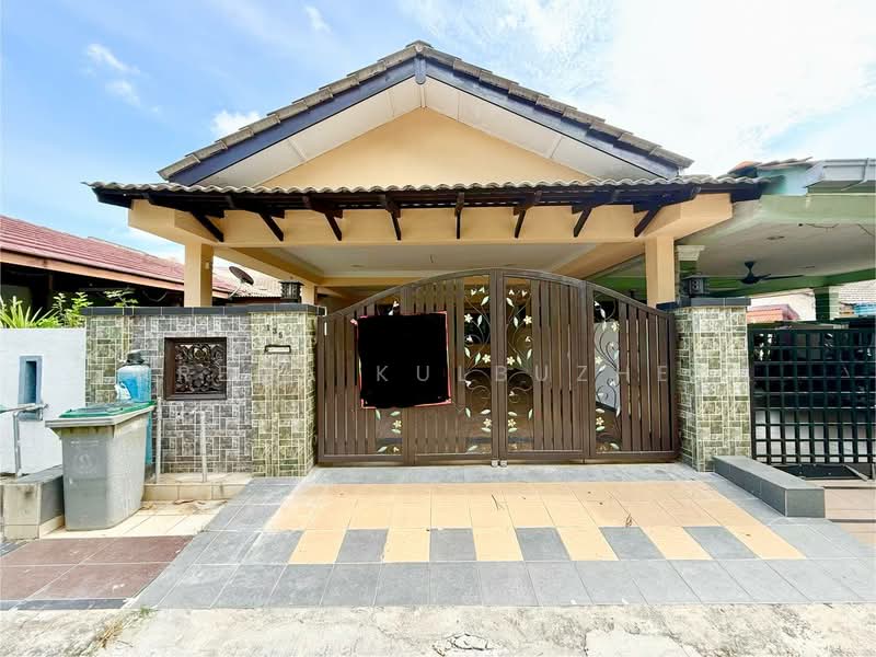 Rumah Teres 1 Tingkat untuk Dijual di Taman Nilai Perdana (Nilai) - Zarema Kulbuzheva - Exterior - PropertyGuru.com.my