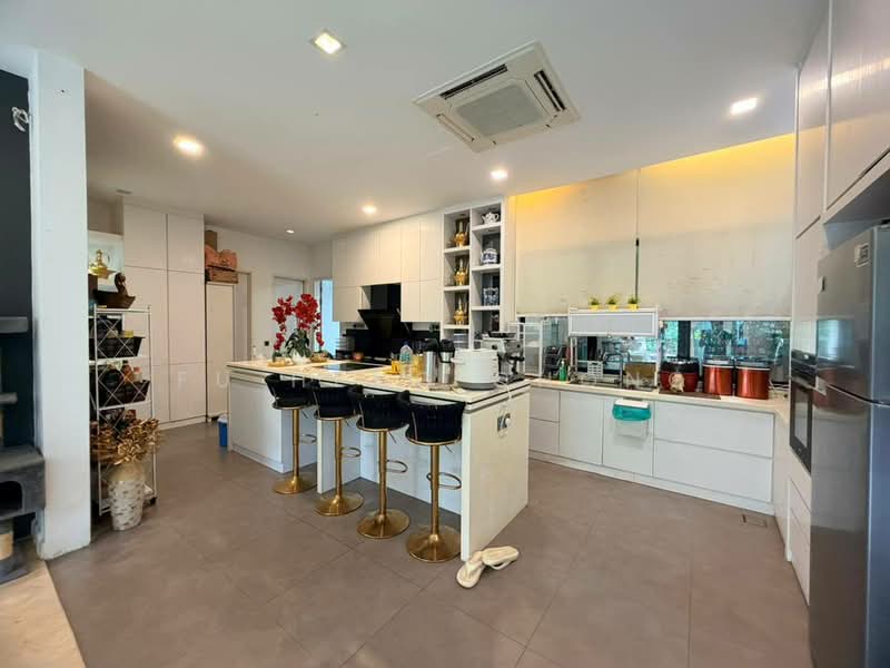 Bungalow for Sale in East Ledang (Iskandar Puteri (Nusajaya)) - Fu Heng Chong - Kitchen - PropertyGuru.com.my