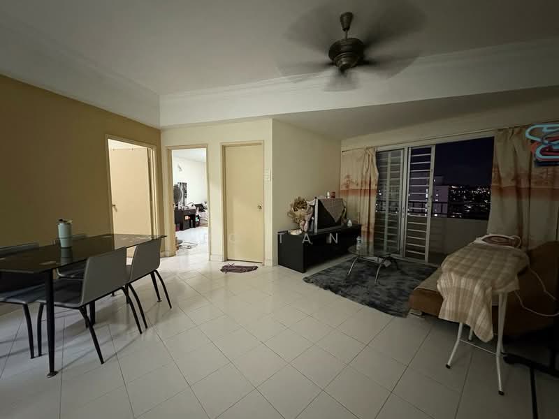 Apartment for Sale at Vista Mutiara - BC TAN - Living Room - PropertyGuru.com.my