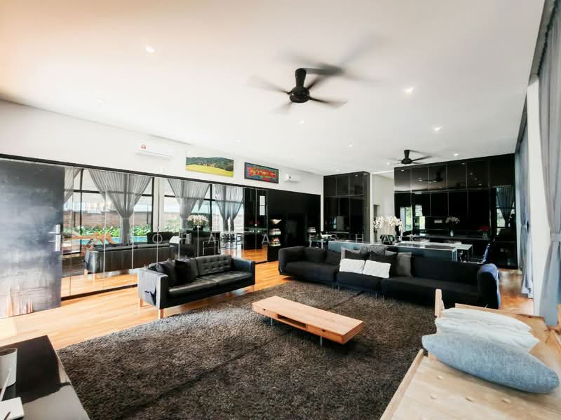 Rumah Banglo untuk Dijual di Sungai Buloh (Selangor) - Rohana Ishak - Living Room - PropertyGuru.com.my