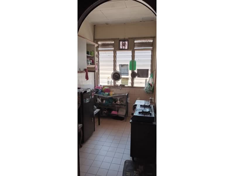 Pangsapuri untuk Dijual di Subang Perdana Goodyear Court 1 - JH Tee - Kitchen - PropertyGuru.com.my