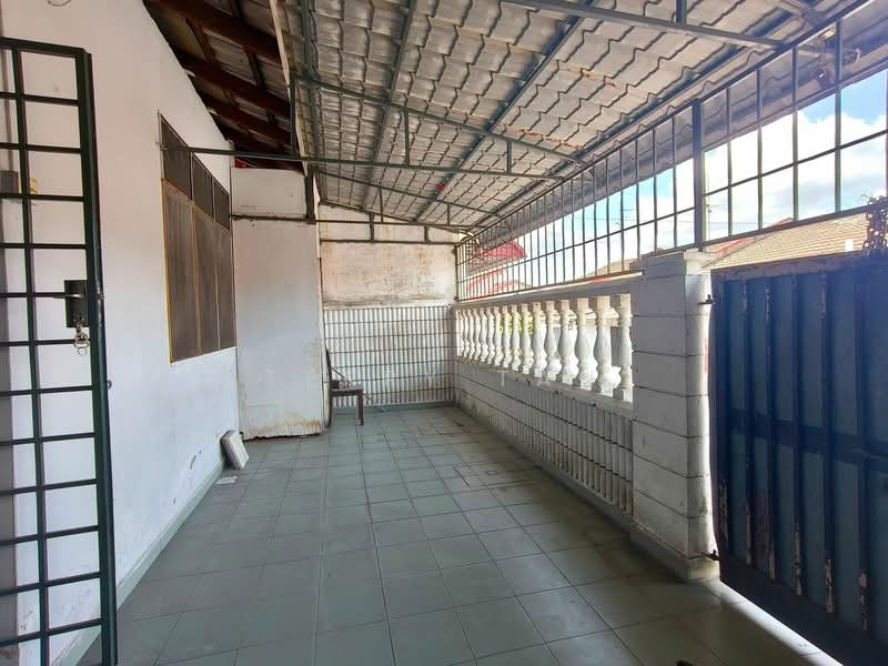 1-storey Terraced House for Sale in Taman Johor Jaya (Johor Bahru) - Terry Tan - Exterior - PropertyGuru.com.my
