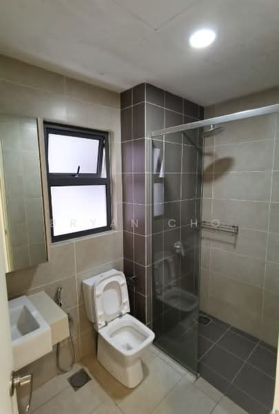 Kondominium untuk Dijual di Lakeville Residence - Bryan Cho - Bathroom - PropertyGuru.com.my
