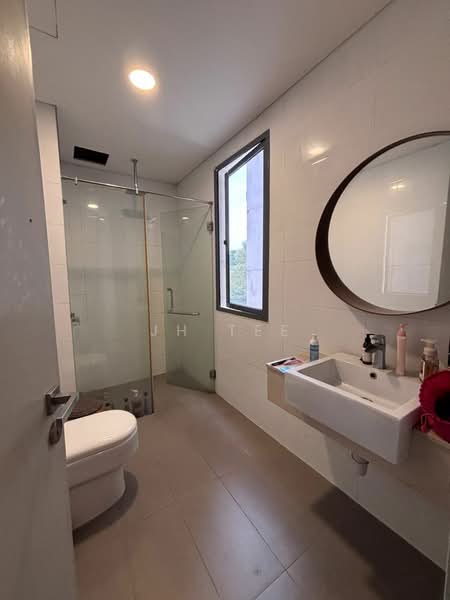 Rumah Bandar untuk Dijual di Petaling Jaya (Selangor) - JH Tee - Bathroom - PropertyGuru.com.my