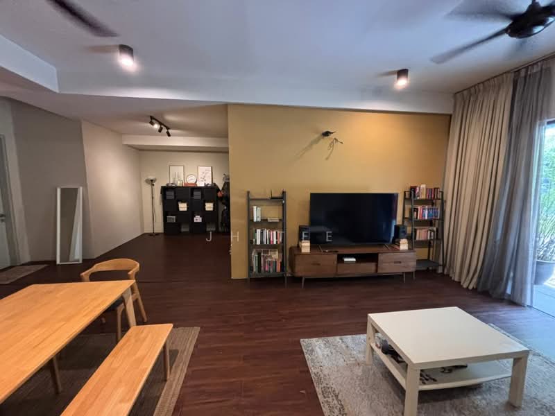 Rumah Bandar untuk Dijual di Petaling Jaya (Selangor) - JH Tee - Living Room - PropertyGuru.com.my