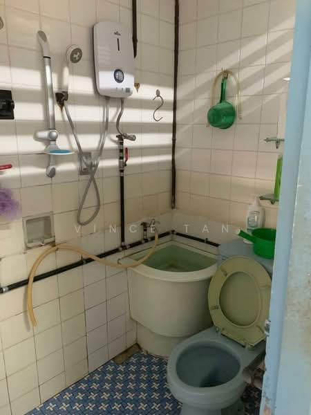 1-storey Terraced House for Sale in Ayer Itam (Penang) - Vince Tan - Bathroom - PropertyGuru.com.my