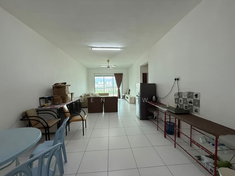 Kondominium untuk Disewa di Elit Heights @ Bayan City - Ben Hew - Living Room - PropertyGuru.com.my