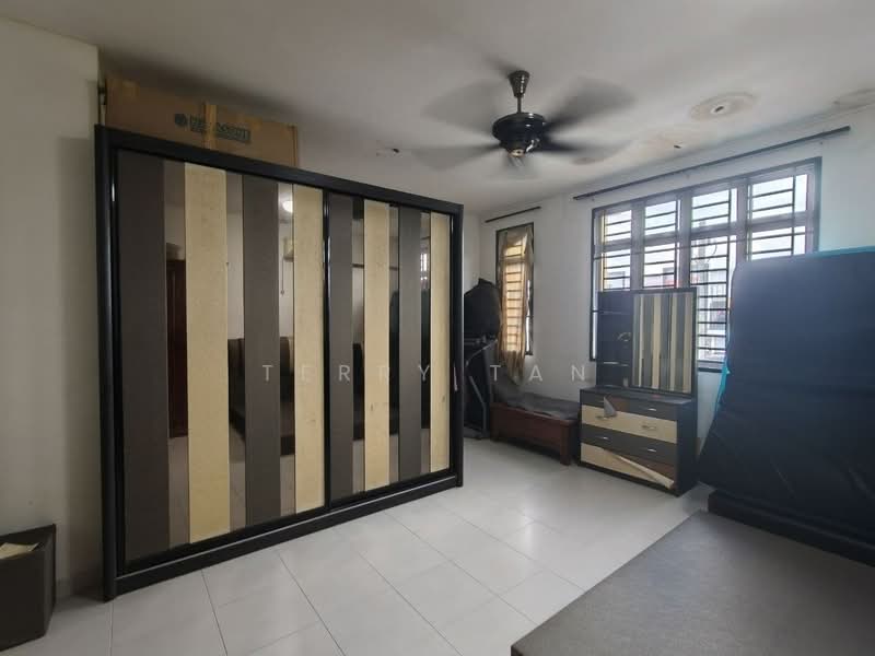 Rumah Teres 2 Tingkat untuk Dijual di Taman Mount Austin (Tebrau) - Terry Tan - Bedroom - PropertyGuru.com.my