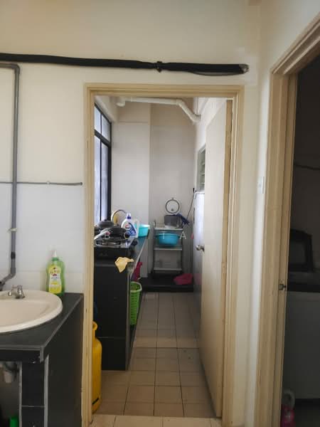 Apartment for Sale at Vista Mutiara - BC TAN - Kitchen - PropertyGuru.com.my