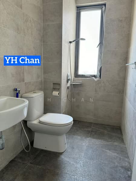 Condominium for Sale at Iconic Skies - YH Chan - Bathroom - PropertyGuru.com.my