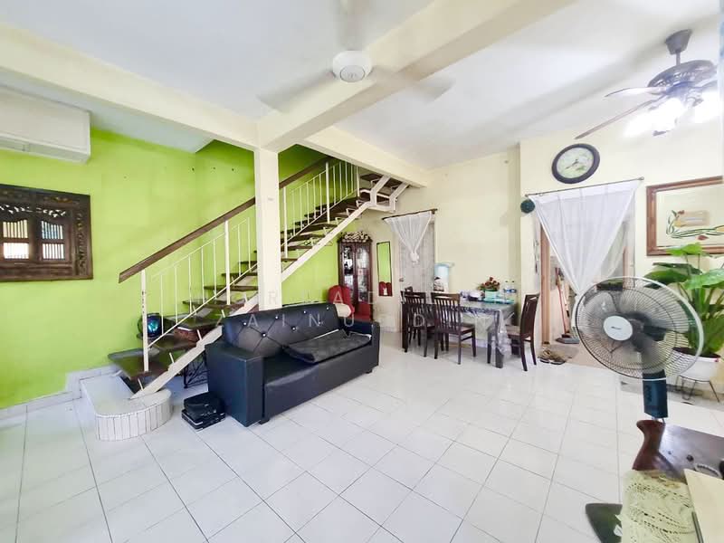 Rumah Kluster untuk Dijual di Puncak Alam (Selangor) - NORFADILAH ZAINUDDIN - Living Room - PropertyGuru.com.my