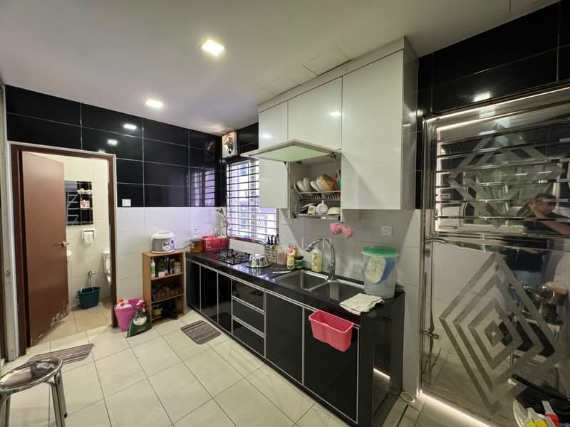 Terraced House for Sale in Johor Bahru (Johor) - See Yin . - Kitchen - PropertyGuru.com.my