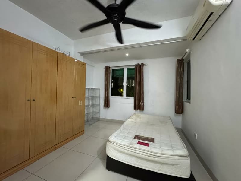 Rumah Flat untuk Disewa di Gat Lebuh Macallum - Ben Liau - Bedroom - PropertyGuru.com.my