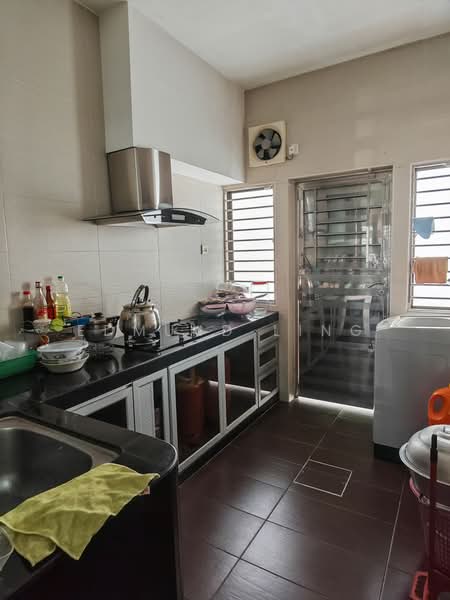 Rumah Teres 1.5 Tingkat untuk Dijual di Johor Bahru (Johor) - Edmund Ling - Kitchen - PropertyGuru.com.my
