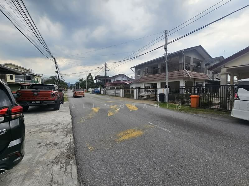 Bungalow for Sale in Kampung Melayu Ampang (Ampang) - Azli Ibrahim - Exterior - PropertyGuru.com.my