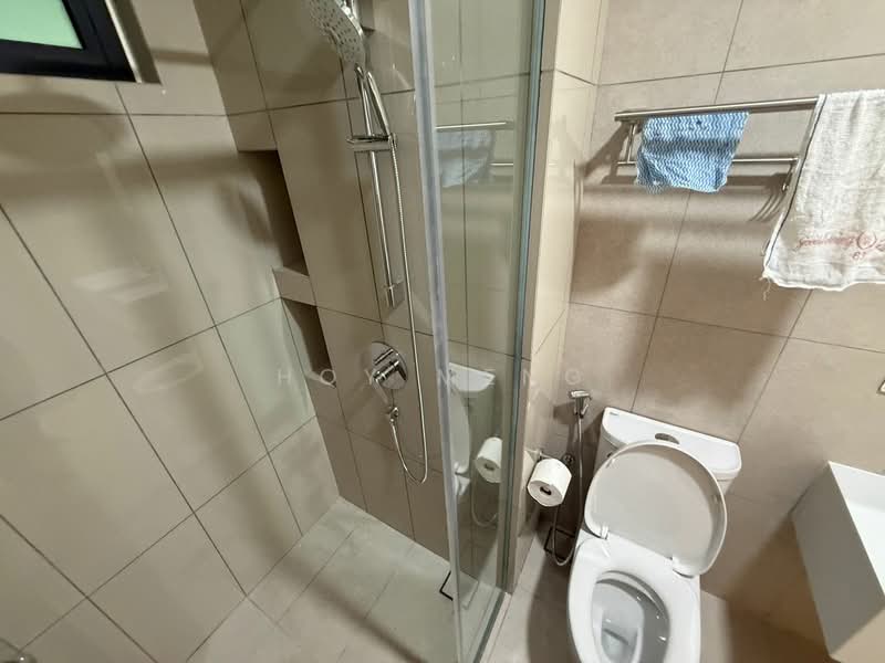 Kondominium untuk Disewa di Mezzo - Hoy Meng - Bathroom - PropertyGuru.com.my