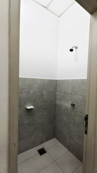 Office for Rent in Petaling Jaya (Selangor) - Cris Liu - Bathroom - PropertyGuru.com.my