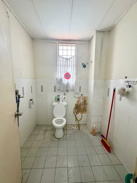 Rumah Teres 2 Tingkat untuk Dijual di Taman Sutera (Kajang) - Eldon Chong - Bathroom - PropertyGuru.com.my