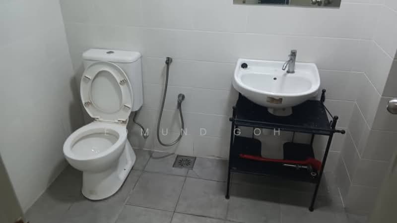 Servis Apartment untuk Dijual di Park @ One South - Edmund Goh - Bathroom - PropertyGuru.com.my