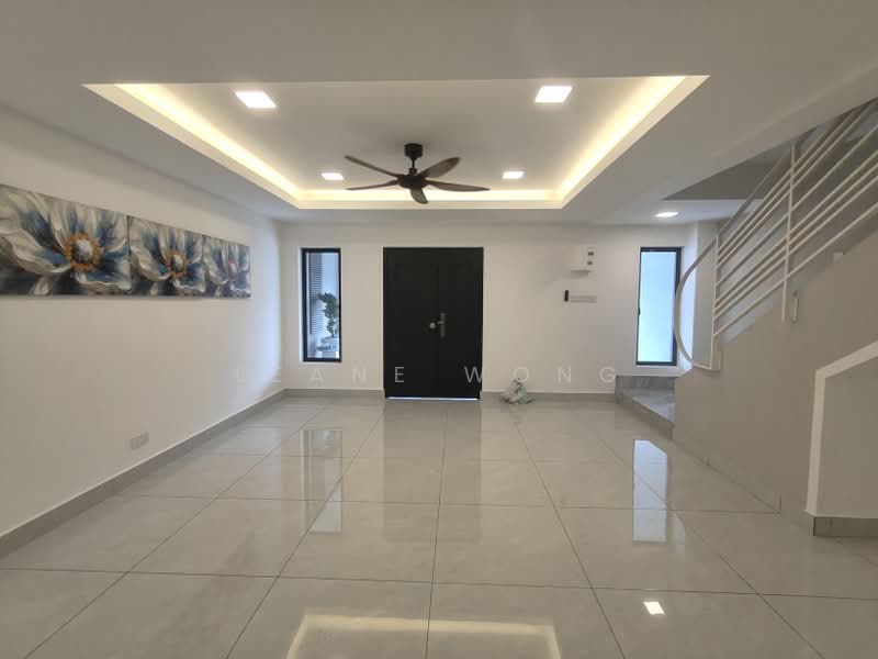 Rumah Teres 2 Tingkat untuk Dijual di Mahkota Cheras (Cheras) - Leane Wong - Living Room - PropertyGuru.com.my
