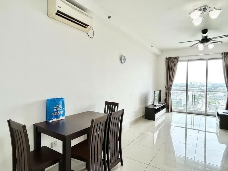 Apartment for Sale at Austin Suites (Permata Austin) - Edmond Tang - Living Room - PropertyGuru.com.my