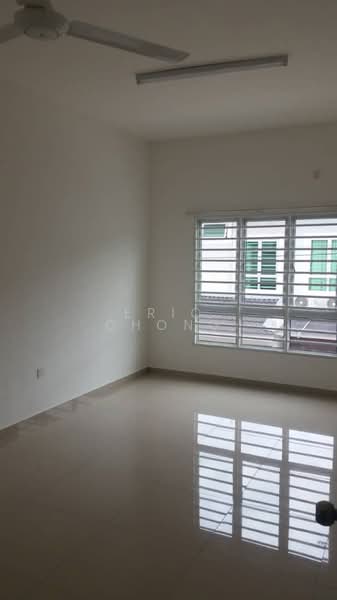 Rumah Teres 2 Tingkat untuk Dijual di Nusari Bayu 2 (Labu) - Eric Chong - Interior - PropertyGuru.com.my