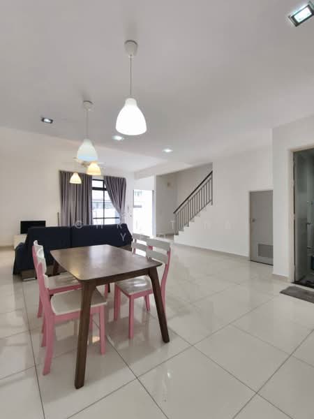 Rumah Teres untuk Dijual di Johor Bahru (Johor) - Christina Yeoh - Living Room - PropertyGuru.com.my