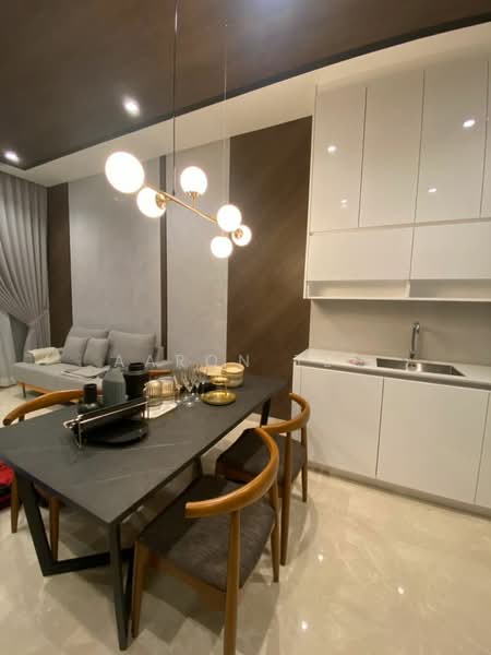 Servis Apartment untuk Dijual di Lucentia Residences - Aaron Teh - Dining Room - PropertyGuru.com.my
