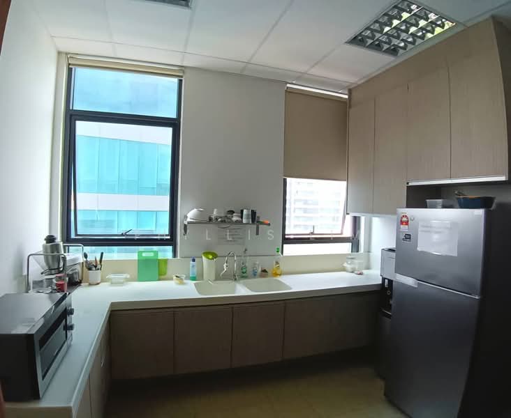 Office for Rent in Petaling Jaya (Selangor) - Phyllis Lim - Kitchen - PropertyGuru.com.my