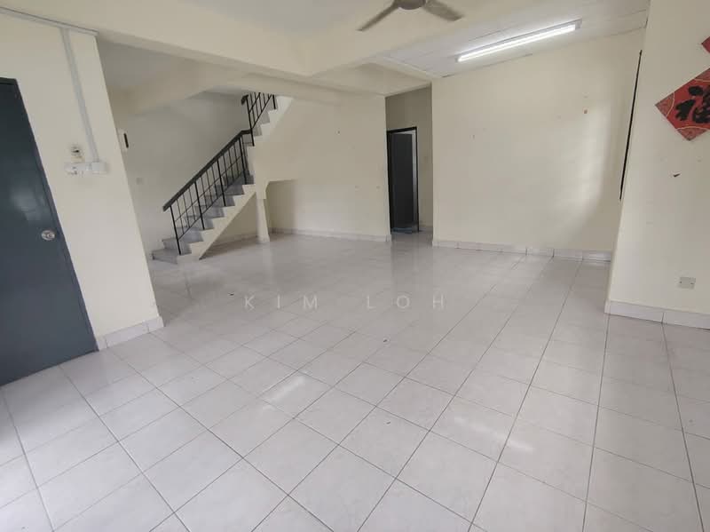 Semi-Detached House for Rent in Johor Bahru (Johor) - Kim Loh - Living Room - PropertyGuru.com.my