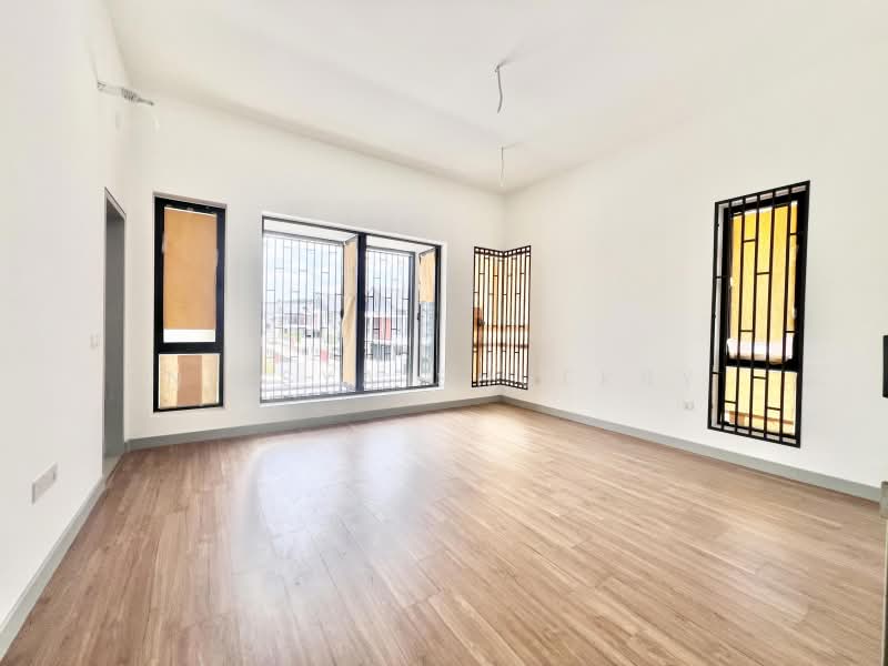 2-storey Terraced House for Sale in Elmina (Shah Alam) - Niesya Shuekry - Living Room - PropertyGuru.com.my