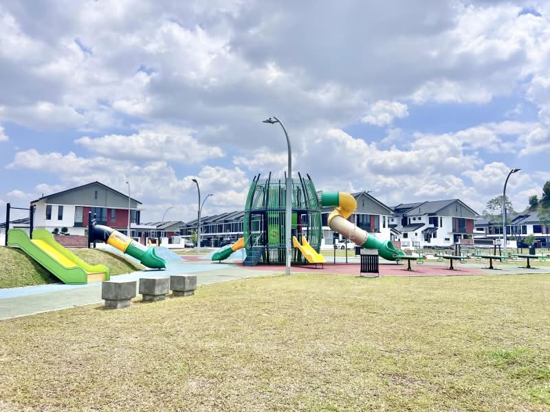2-storey Terraced House for Sale in Elmina (Shah Alam) - Niesya Shuekry - Exterior - PropertyGuru.com.my