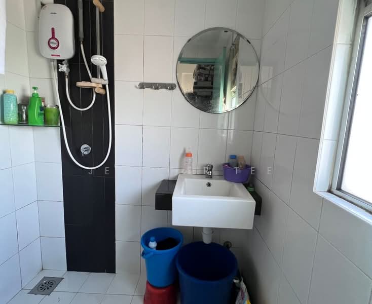 Condominium for Sale at Plaza Menjalara - Jennifer Tee - Bathroom - PropertyGuru.com.my