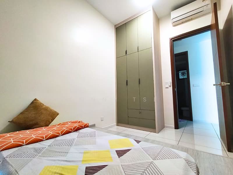 Condominium for Rent at Queens Residences Q1 @ Queens Waterfront - Sunny Tse - Bedroom - PropertyGuru.com.my