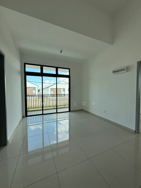 2-storey Terraced House for Sale in Pasir Gudang (Johor) - Kim Loh - Balcony - PropertyGuru.com.my
