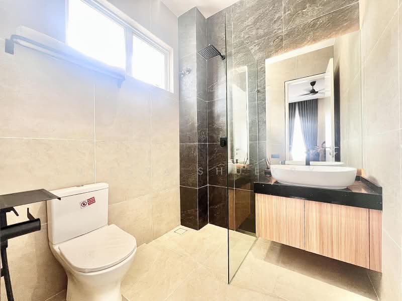 Rumah Berkembar untuk Dijual di D'Kayangan (Shah Alam) - Niesya Shuekry - Bathroom - PropertyGuru.com.my