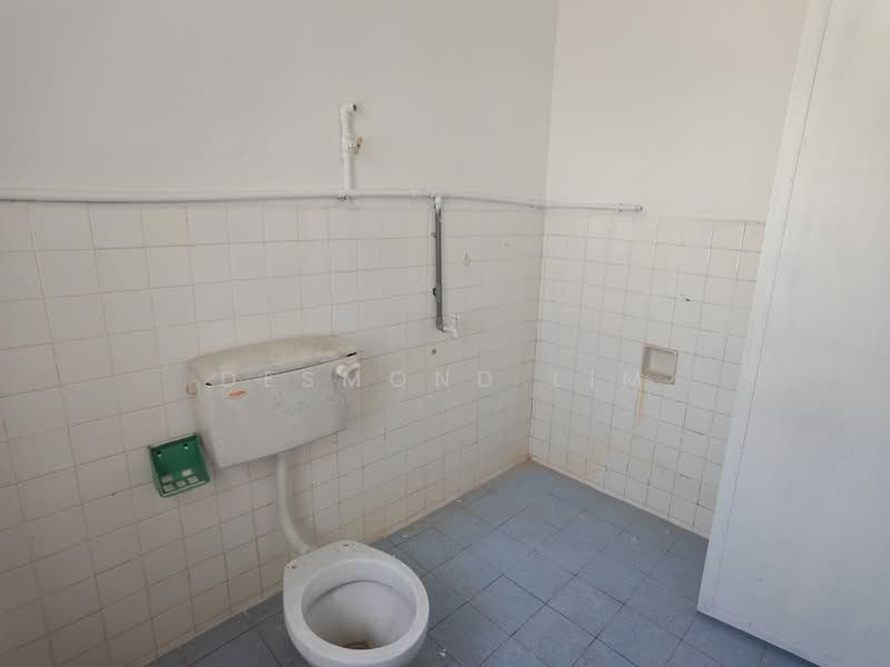 Rumah Berkembar untuk Disewa di Johor Bahru (Johor) - Desmond Lim - Bathroom - PropertyGuru.com.my