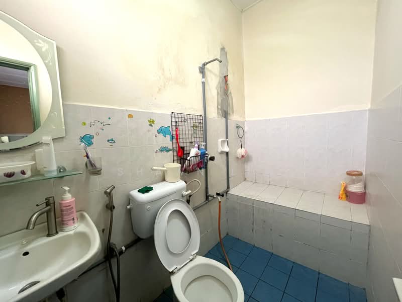 Rumah Teres 2 Tingkat untuk Dijual di Mahkota Cheras (Cheras) - Shawn Lim - Bathroom - PropertyGuru.com.my