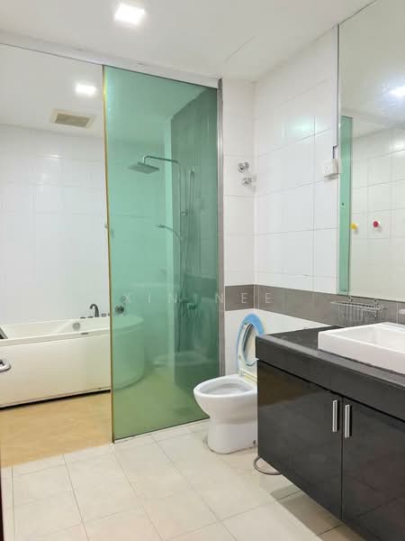 3.5-storey Terraced House for Sale in Duta Suria (Ampang) - Xin Nee - Bathroom - PropertyGuru.com.my