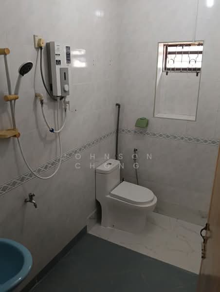 Semi-Detached House for Sale in Taman Serene (Johor Bahru) - Johnson Chong - Bathroom - PropertyGuru.com.my