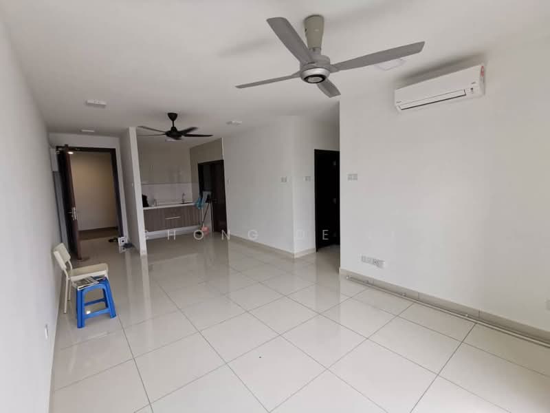 Condominium for Sale at Paraiso Residence @ The Earth - Chong De Yi - Living Room - PropertyGuru.com.my