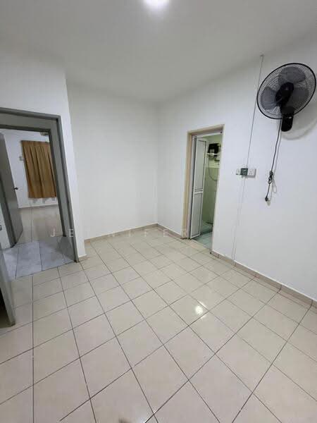 Apartment for Sale at Vista Magna - Jennifer Tee - Interior - PropertyGuru.com.my