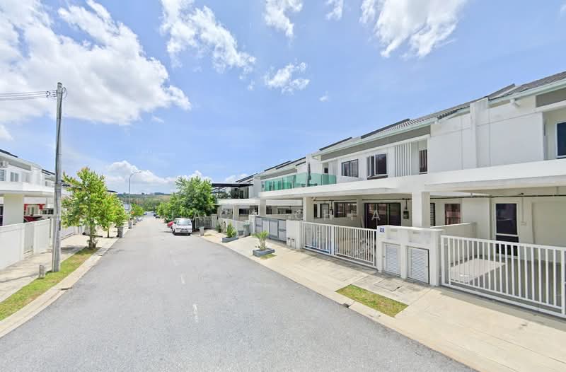 2-storey Terraced House for Sale in Bandar Sri Sendayan (Negeri Sembilan) - Jack Chia - Exterior - PropertyGuru.com.my