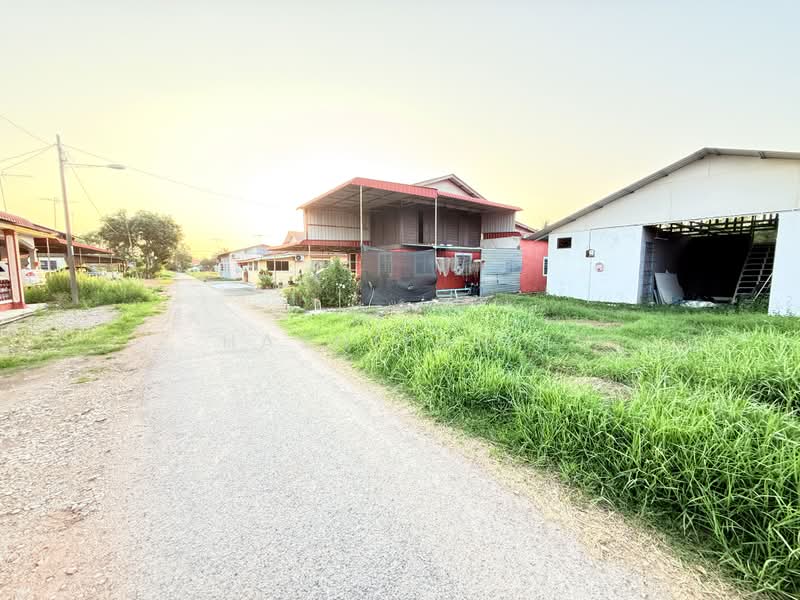 Tanah Kediaman untuk Dijual di Kampung Permatang Bendahari (Penaga) - Hasnizam . - PropertyGuru.com.my